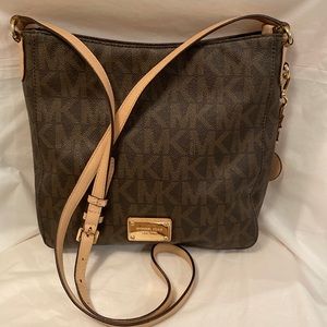Michael Kors Crossbody
